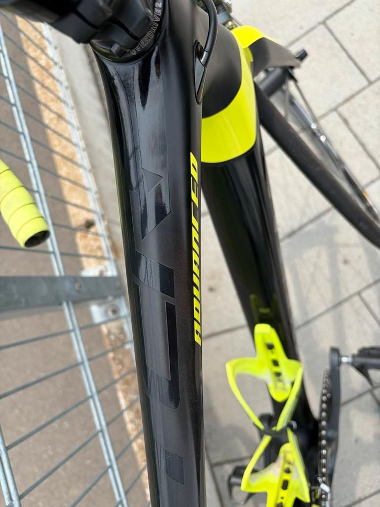 Used Giant Giant TCR Advanced SL Shimano Ultegra 2017 Road & Gravel, Black — image 10 of 11