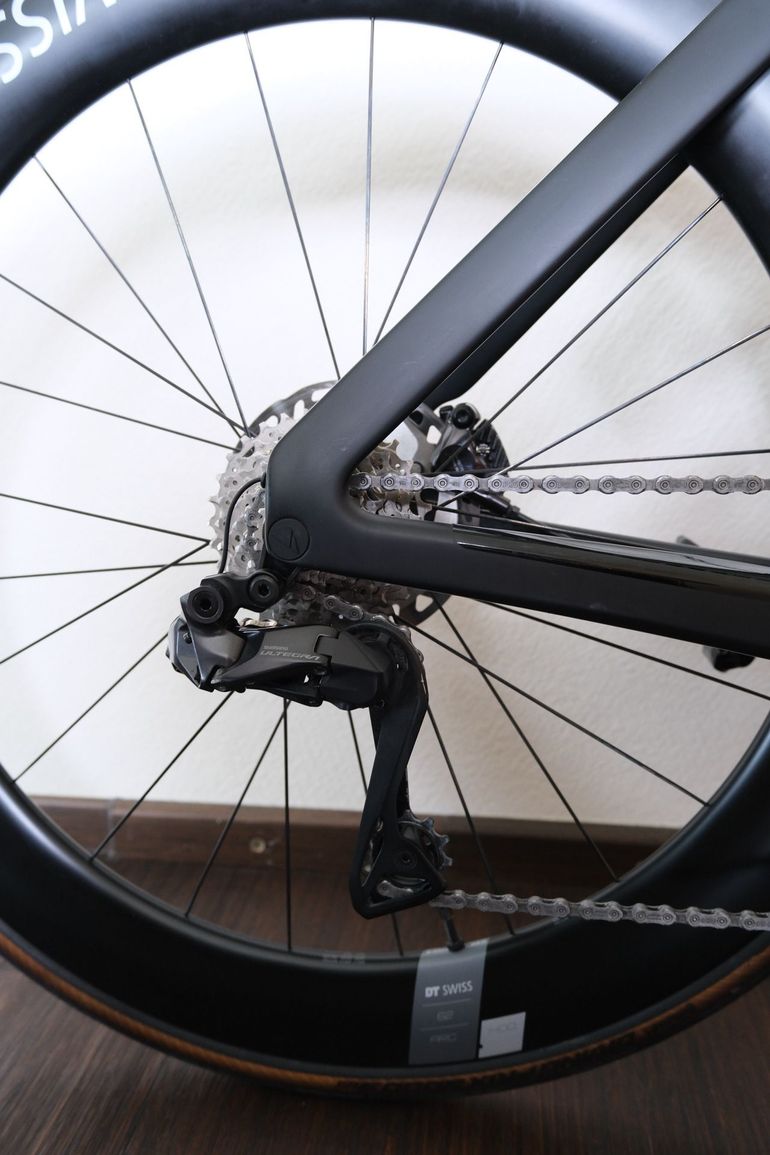 Used Canyon Aeroad CF SLX 8 Disc Di2 2023 2023 Road & Gravel, Black — image 17 of 27