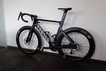Used Canyon Aeroad CF SLX 8 Disc Di2 2023 2023 Road & Gravel, Black — image 3 of 27