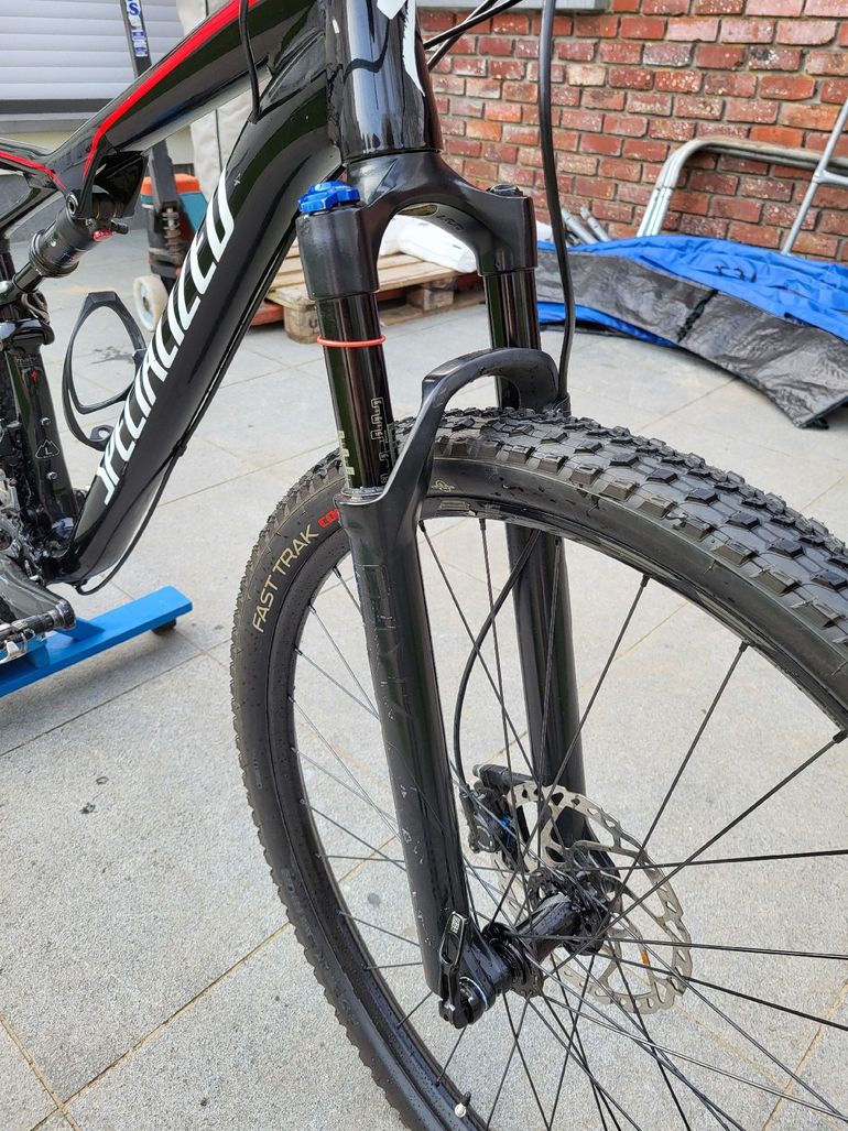 Used Specialized Epic FSR Comp 2017 2017 Mountainbike, Black, 29 — image 4 of 15