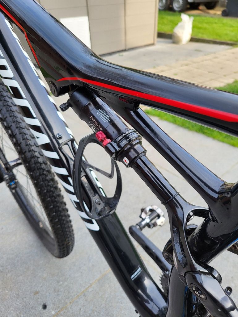 Used Specialized Epic FSR Comp 2017 2017 Mountainbike, Black, 29 — image 7 of 15
