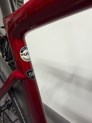 Used Specialized S Works Custom Shimano Ultegra Di2 2024 Road & Gravel, Red — image 10 of 15