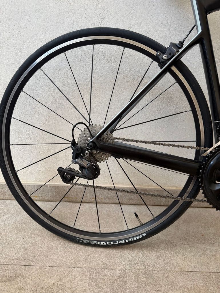 Used BMC Teammachine Shimano Ultegra 2019 Road & Gravel — image 3 of 4