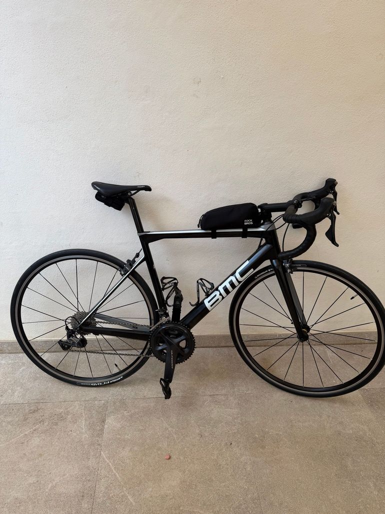 Used BMC Teammachine Shimano Ultegra 2019 Road & Gravel — image 1 of 4