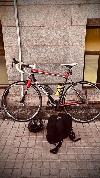 Used Trek Madone Shimano Ultegra 2014 Road & Gravel, Schwarz — image 2 of 7