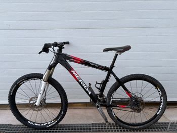 Used Merida Matts Shimano Deore XT 2012 Mountainbike, Black — image 2 of 7