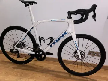 Brugt Trek Domane SRAM Rival eTap AXS 2021 Road & Gravel