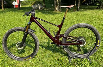 Used Scott Spark 900 TR 2025 2025 Mountainbike, Red, 29 — image 5 of 10