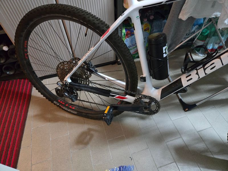 Použité Bianchi Nitron 9.2 XT/SLX 2023 2023 Mountainbike — obrázek 4 z 6