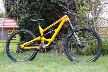 YT Industries, Capra SRAM GX Eagle AXS