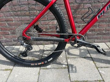 Used Planet X Jack Flash 2020 Mountainbike, Red — image 2 of 9