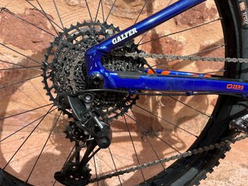 Used Mondraker Superfoxy 2021 2021 Mountainbike, Blue, 29 — image 5 of 6