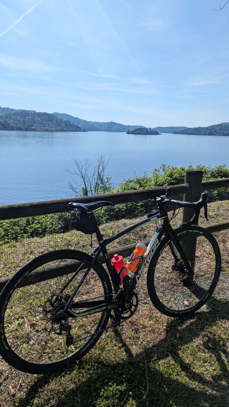 Used Merida RIDE DISC 5000 2017 2017 Road & Gravel, Black — image 2 of 3