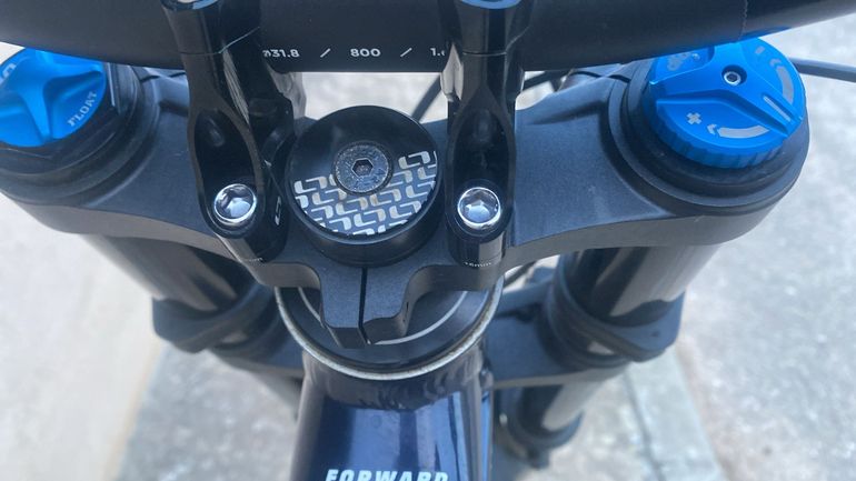 Gebrauchtes Mondraker SUMMUM R 2024 2024 Mountainbike, Blau, 29 — Bild 8 von 8