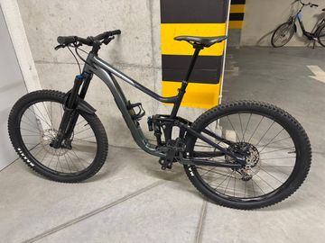 Brugt Giant Reign 1 2023 2023 MTB