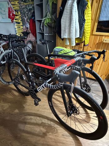 BMC Teammachine SLR01 ONE 2021 2021 Road & Gravel d'occasion — image 6 sur 7