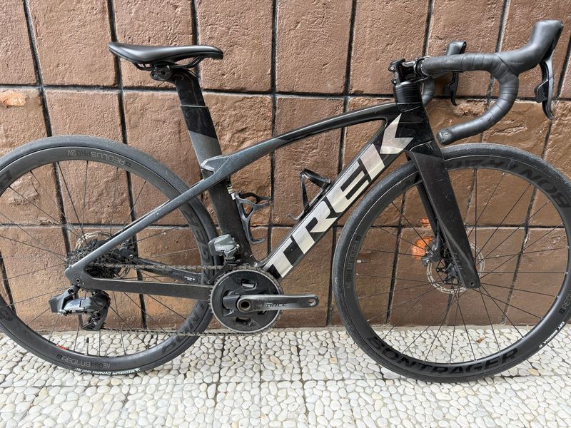 Použité Trek Madone SLR 7 eTap 2022 2022 Road & Gravel