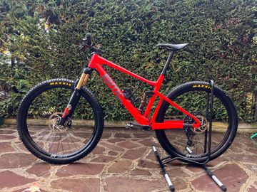 Used BMC Fourstroke SRAM XX1 Eagle AXS 2021 Mountainbike, Red — image 2 of 10