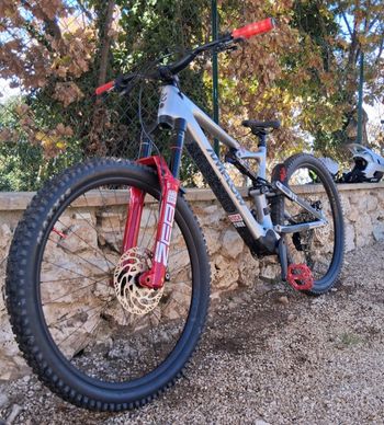 Amflow, PL Carbon (800Wh) 2025