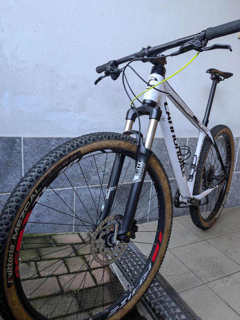 Used Cannondale Flash 29 2015 Mountainbike — image 4 of 7