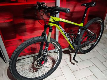 Used Lee Cougan Custom Shimano Deore XT 2018 Mountainbike, Green — image 2 of 11