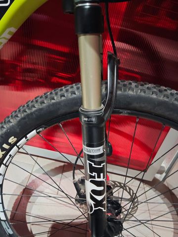 Used Lee Cougan Custom Shimano Deore XT 2018 Mountainbike, Green — image 5 of 11