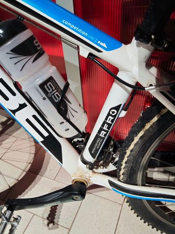 CUBE Aim Shimano Alivio 2012 Mountainbike usato, Bianco — immagine 4 di 9