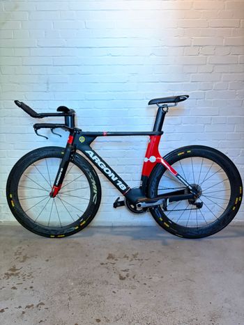 Used Argon 18 E Shimano Dura Ace Di2 2018 Road & Gravel, Black — image 2 of 14