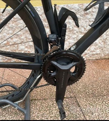 Colnago V3-rs Shimano Ultegra Di2 2023 Road & Gravel usato, Nero — immagine 5 di 11