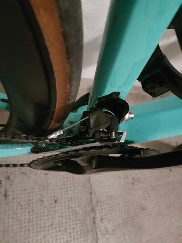Tweedehands Bianchi Sprint 105 2024 2024 Road & Gravel — afbeelding 5 van 16