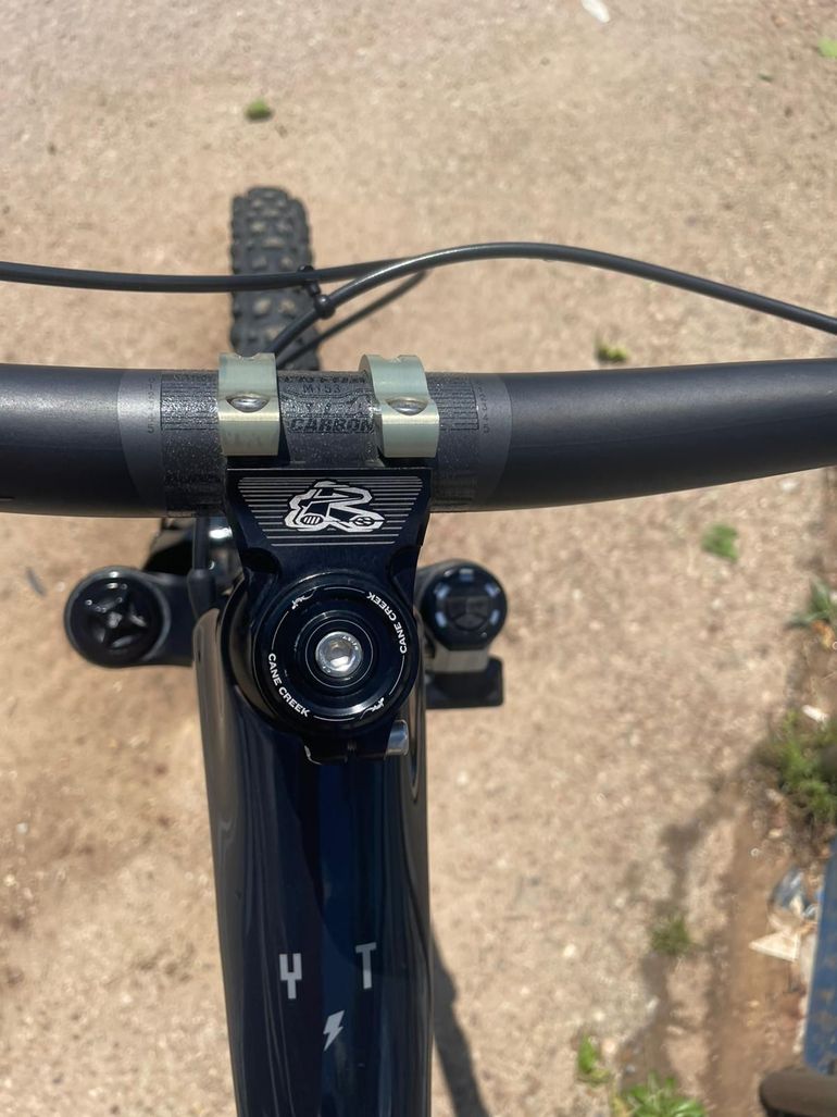 Used YT Industries Capra UNCAGED 12 29 2024 2024 Mountainbike, Blue, 29 — image 16 of 18