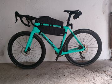 Brugt Bianchi Impulso COMP GRX 610 disc 2025 2025 Road & Gravel — billede 2 af 8