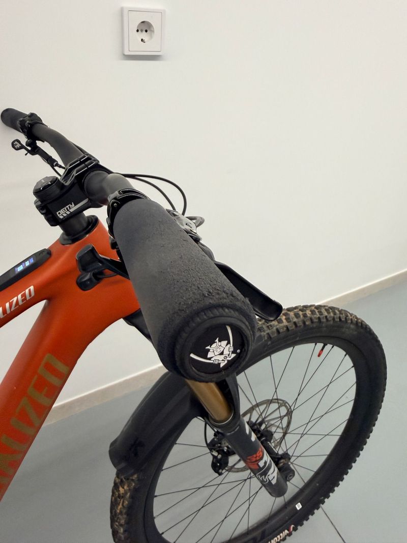Specialized Turbo Levo Pro 2022 2022 Mountainbike usato, Rosso — immagine 8 di 33