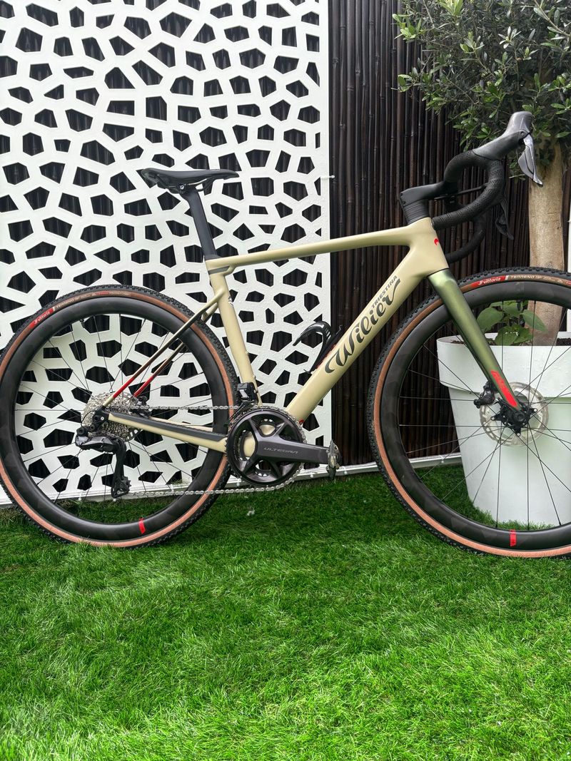 Willier Custom Shimano Ultegra Di2 2024 Road & Gravel d'occasion