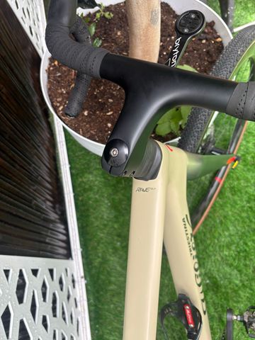 Käytetty Willier Custom Shimano Ultegra Di2 2024 Road & Gravel — kuva 10 / 12