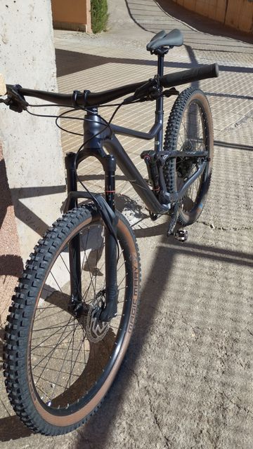 Tweedehands Merida ONE-TWENTY 600 2022 2022 Mountainbike — afbeelding 2 van 4