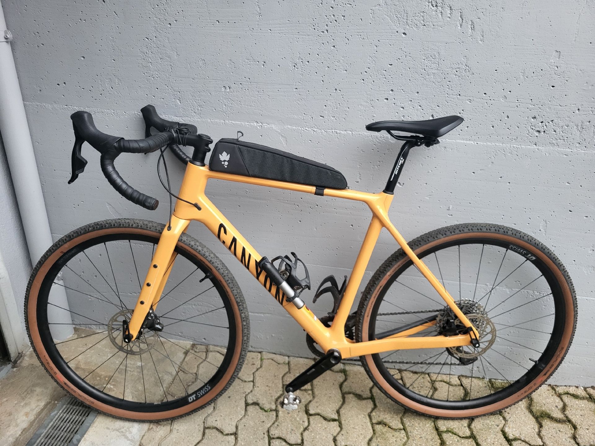 Canyon Grizl CF SL 7 eTap 2024 | buycycle