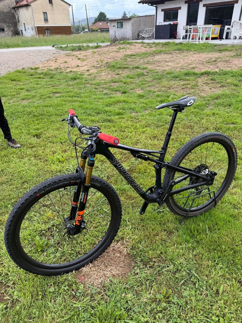 Gebrauchtes Specialized Epic Shimano XTR 2019 Mountainbike, Schwarz — Bild 2 von 7