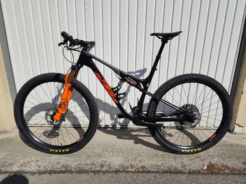 Tweedehands KTM Scarp Shimano Deore XT 2024 Mountainbike — afbeelding 4 van 4