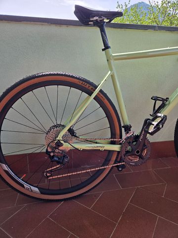 Tweedehands Megamo JAKAR 30 2023 2023 Road & Gravel — afbeelding 3 van 7