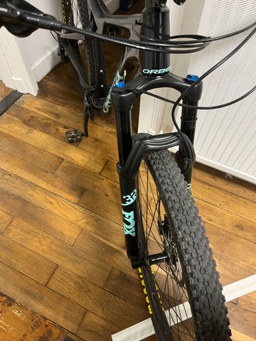 Orbea OIZ H30 2023 2023 Mountainbike usato, Nero — immagine 4 di 8