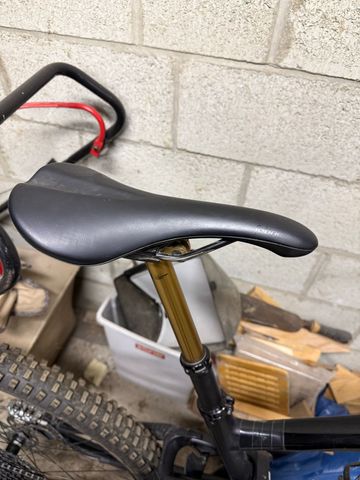 Tweedehands Specialized Enduro SRAM GX Eagle AXS 2021 Mountainbike — afbeelding 5 van 8