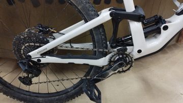 Używany Specialized Enduro Elite 2020 2020 Mountainbike — zdjęcie 2 z 5