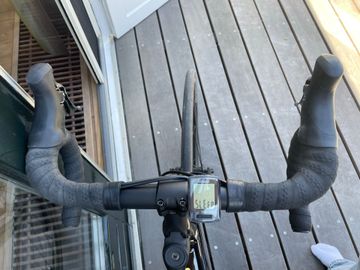 Used Trek Domane AL 2 2022 2022 Road & Gravel, Black — image 4 of 8