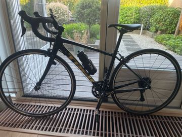 Used Trek Domane AL 2 2022 2022 Road & Gravel, Black — image 8 of 8
