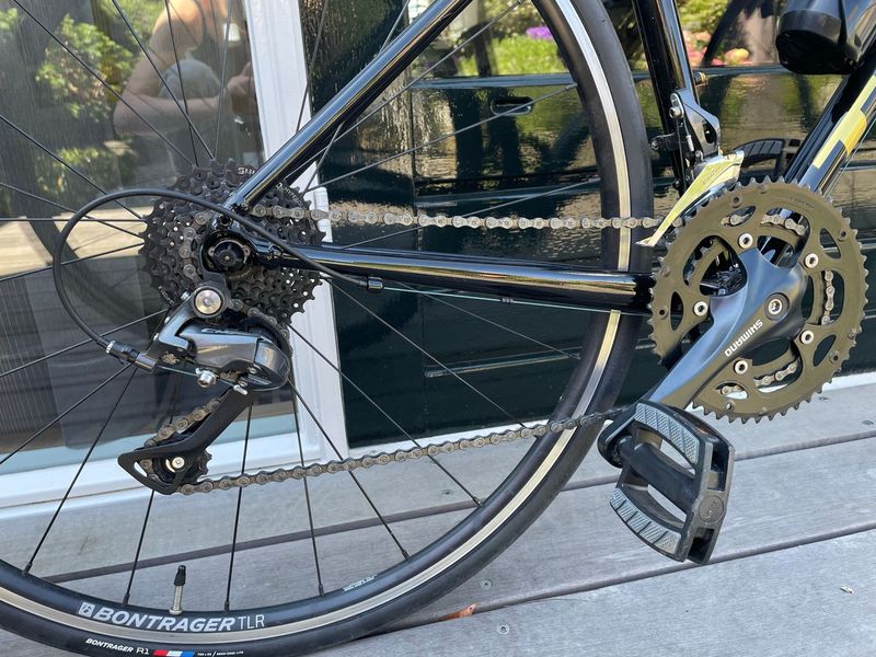 Used Trek Domane AL 2 2022 2022 Road & Gravel, Black — image 5 of 8