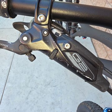 Used Specialized Stumpjumper Expert 2022 2022 Mountainbike, Black, 29 — image 13 of 21