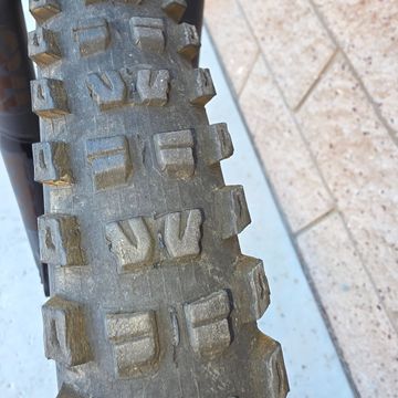 Used Specialized Stumpjumper Expert 2022 2022 Mountainbike, Black, 29 — image 9 of 21