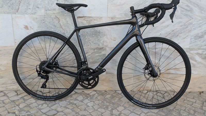 Brugt Cannondale Synapse Carbon 105 2022 2022 Road & Gravel — billede 1 af 7