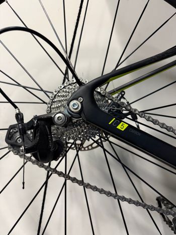 Fuji Granfondotwo.5 Ic5 Carbon 2015 Road & Gravel de segunda mano, Negro — imagen 15 de 16